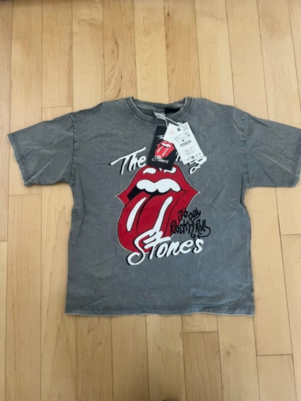 ZARA ROLLING STONES T-SHIRT  (KIDS 9 - 10)